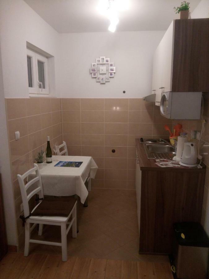 Apartmani Lomar Стари Град Екстериор снимка
