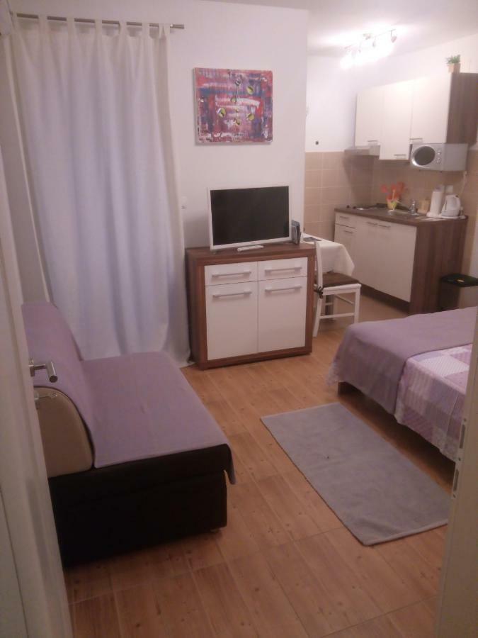 Apartmani Lomar Стари Град Екстериор снимка