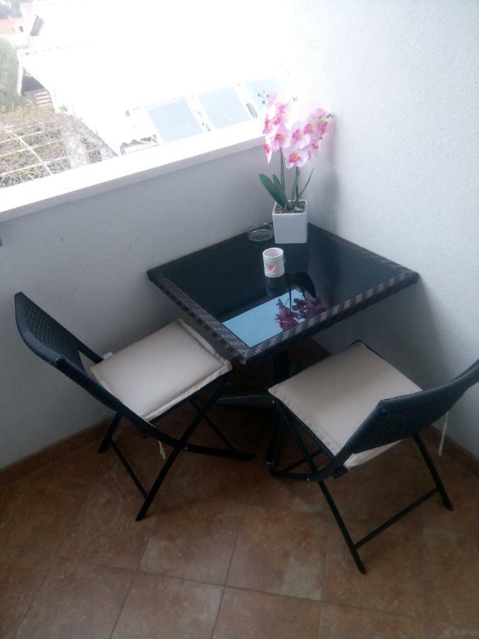 Apartmani Lomar Стари Град Екстериор снимка