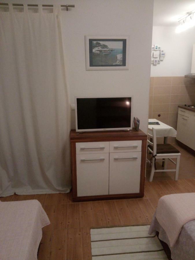Apartmani Lomar Стари Град Екстериор снимка